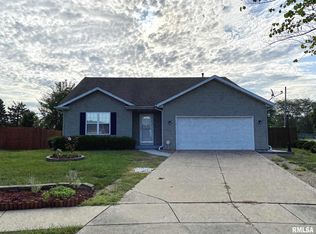 2812 Walter Rd, Springfield, IL 62703