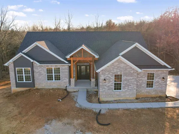 100 Schaper Farms Dr, Foristell, MO 63348