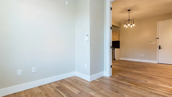 Rented by Nooklyn NYC LLC | media 25