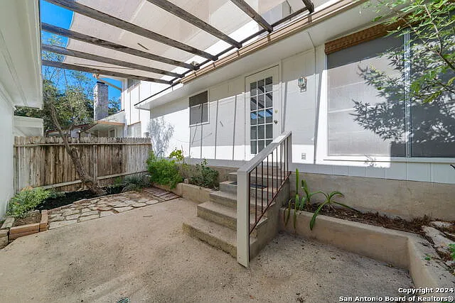 6106 Vance Jackson Rd #50 — Photo 29