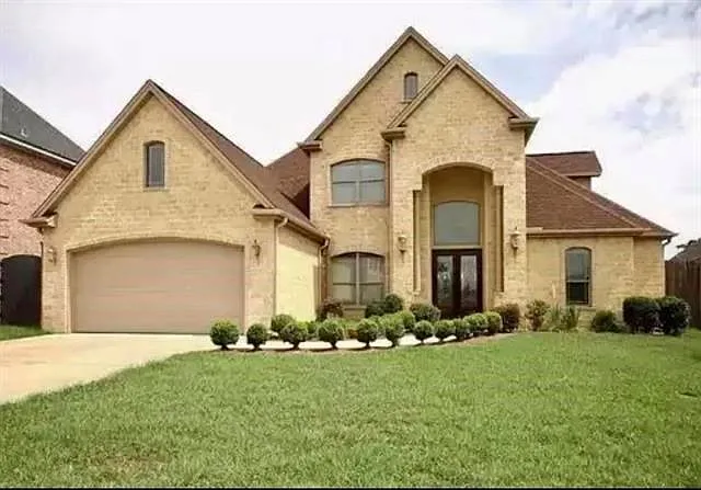 7 Stonebrook Ct