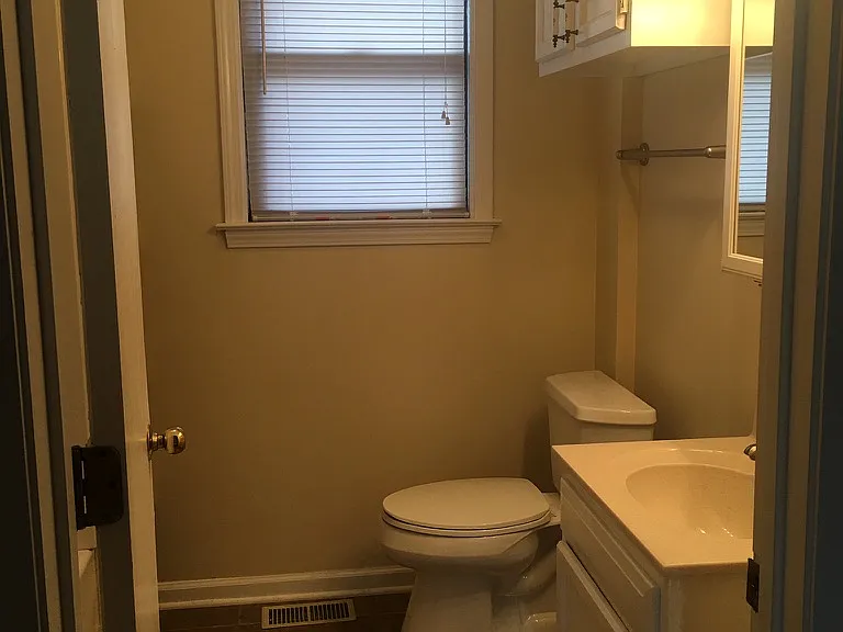 2538 Brook St NE — Photo 12