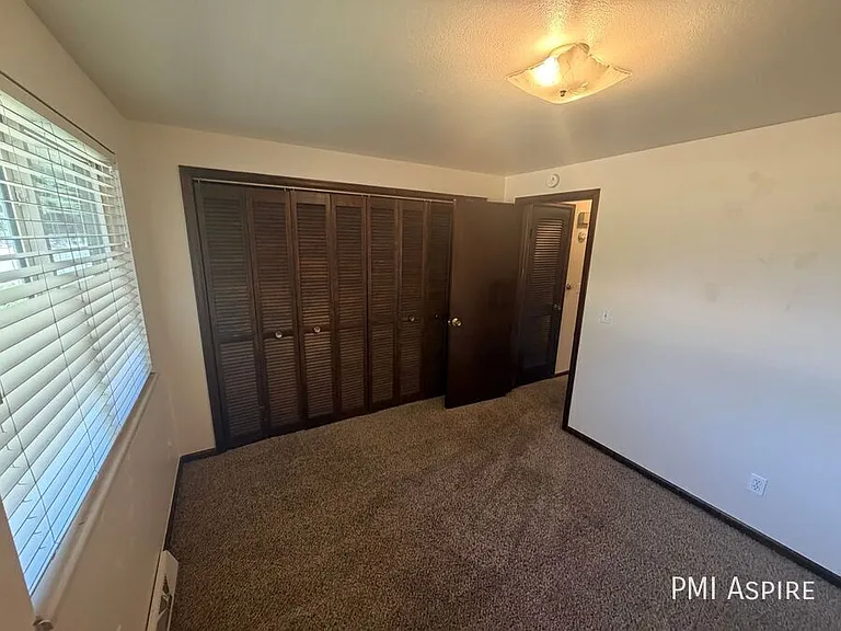 421 Bimson Ave — Photo 8
