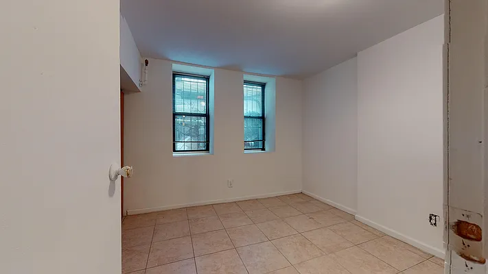 Rented by Bond New York | media 14