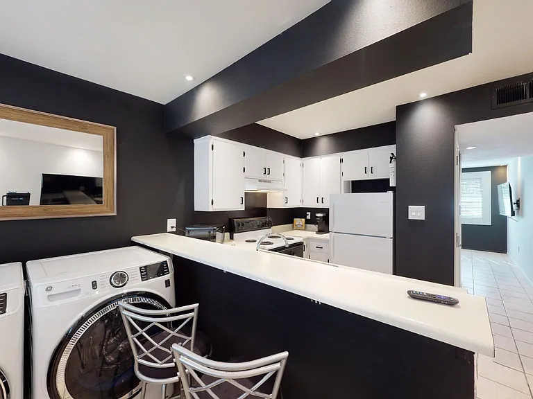 314 Alvarado Dr NE #A — Photo 6