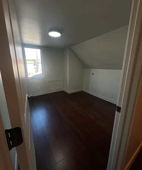 234 Newland St — Photo 35
