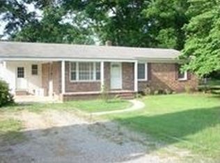 1125 Pineapple Gate Dr, Florence, SC 29501