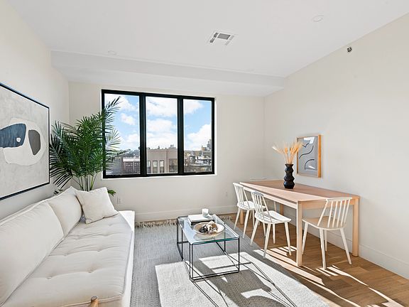 4th image of 707 Willoughby Ave Penthouse B