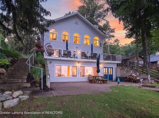 8274 W Higgins Lake Dr, Roscommon, MI 48653