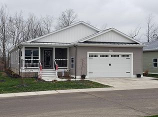 4748 Hidden Creek Dr, Holland, MI 49423