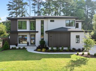 662 Manchester Dr, Raleigh, NC 27609