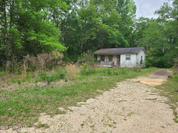 3399 Highway 43 N, Picayune, MS 39466