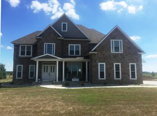 16515 Euler Rd, Bowling Green, OH 43402