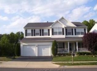 12016 Paper Birch Ln, Gainesville, VA 20155