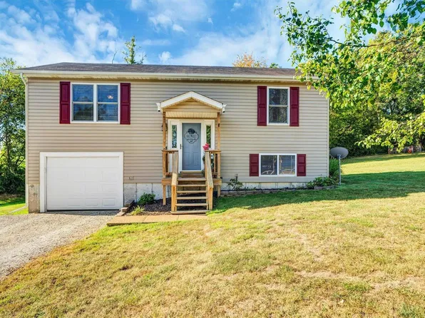 4015 Tara Pl, Villa Ridge, MO 63089