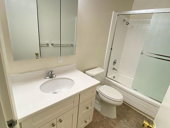 4th image of 1421 Bellevue Ave APT 108