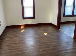 914 N Walnut St, Springfield, IL 62702