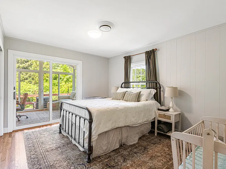 355 Pearse Rd — Photo 30