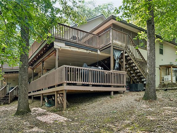 2nd image of 44 Tavistock Dr