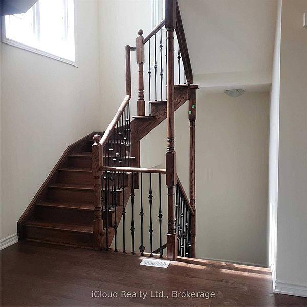 Brampton House for rent - 3 Bedrooms — photo 20