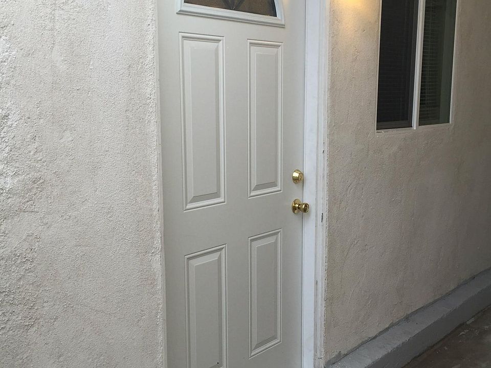 1st image of 14931 Chase St #2