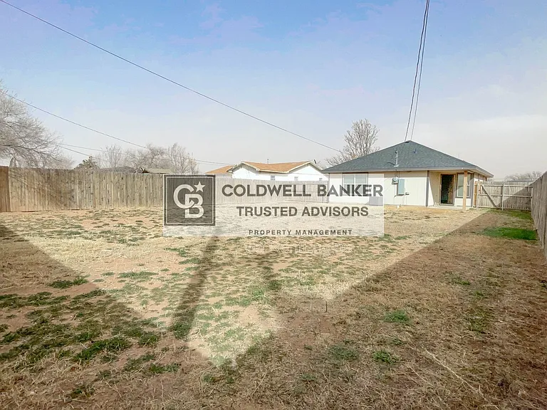 2406 Fir Ave — Photo 15