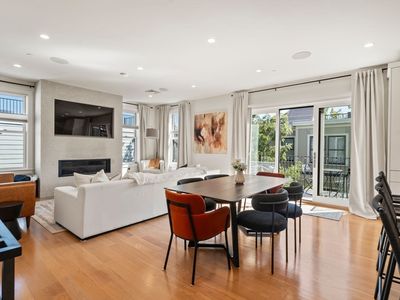 341 E St #3, Boston, MA, 02127