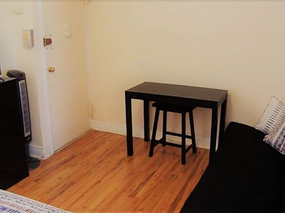 4th image of 41-32 53rd St #12