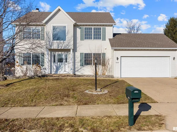 2331 W Molly Ln, Dunlap, IL 61525