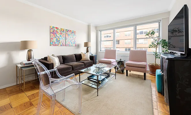Sold by Compass | media 1
