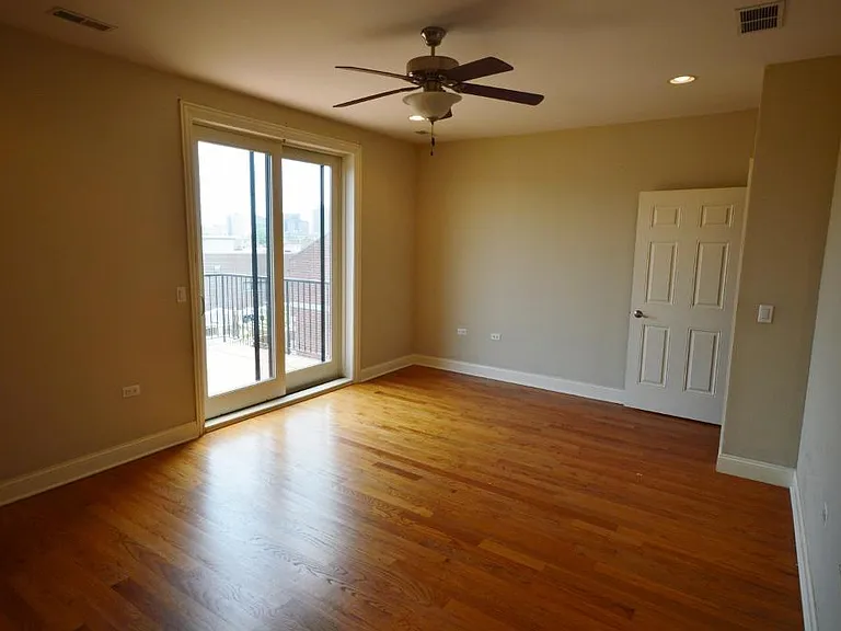 3355 N Clark St #2N — Photo 8