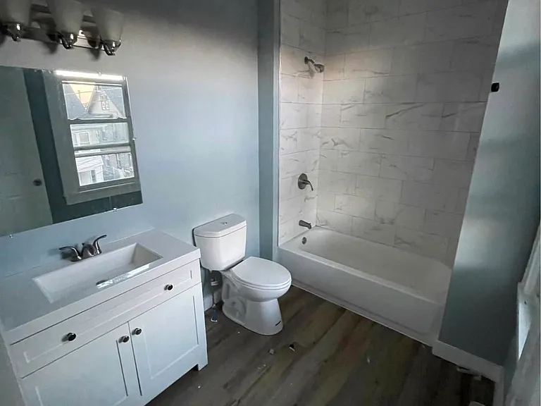 9 39th St #2C — Photo 8