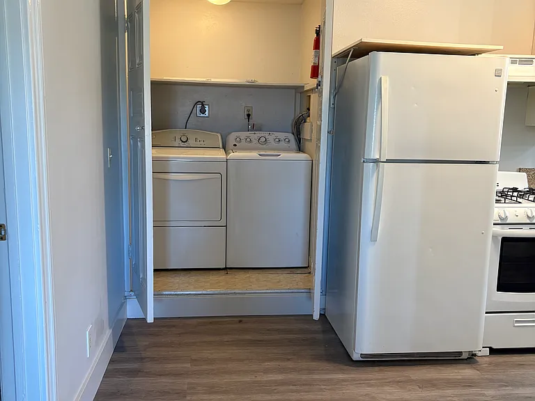 washer & dryer