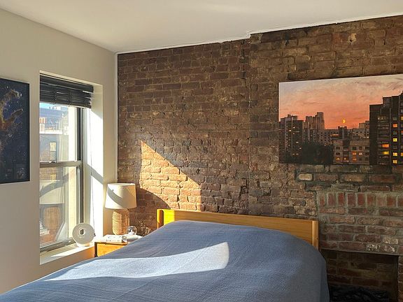 4th image of 218 W 123rd St #3