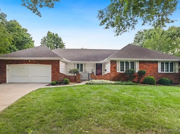 126 W 116th St, Kansas City, MO 64114