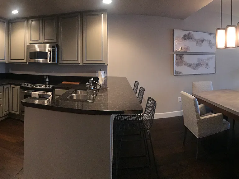 50 N Sierra St — Photo 2