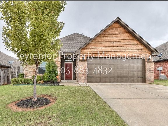2nd image of 8409 NW 140th St