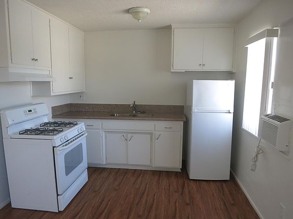 3rd image of 10960 Campus St APT 6