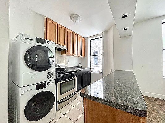 1st image of 475 W 150th St #3A