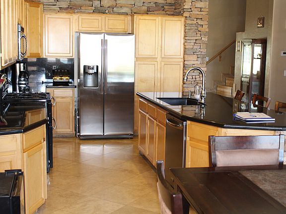 5th image of 3801 S Barberry Pl