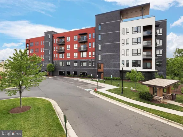 44691 Wellfleet Dr Unit 206, Ashburn, VA 20147