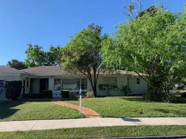 2714 W Saint John St #B, Tampa, FL 33607