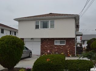 4358 Broadway, Island Park, NY 11558