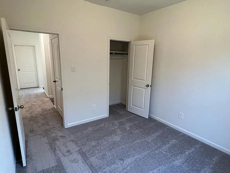 752 Richmond Dr — Photo 20