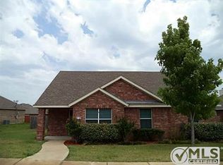 1313 Hunters Gln, Royse City, TX 75189