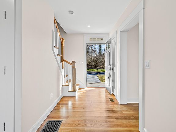5th image of 20 Mill Lane