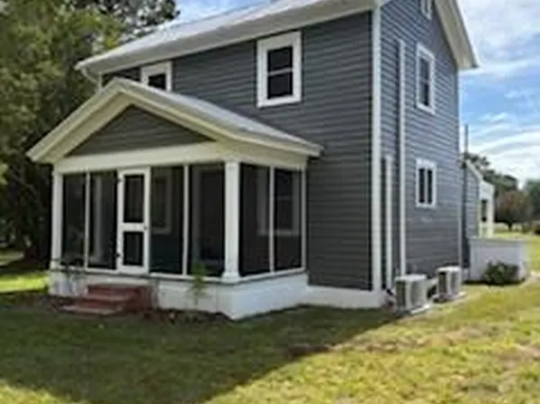 9 Greene Rd, Mathews, VA 23109