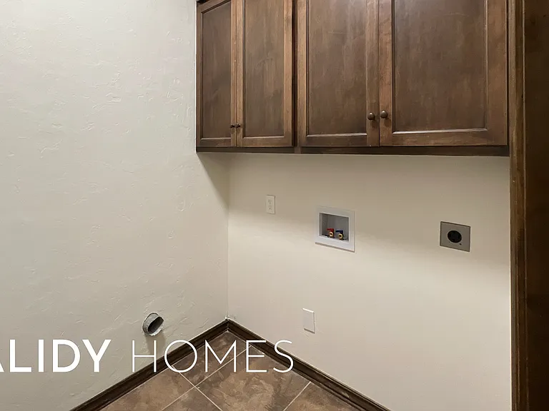 1424 Narrows Bridge Cir — Photo 13