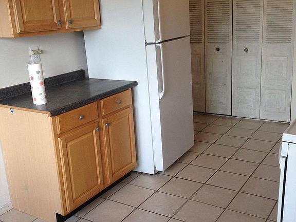 4th image of 1629 Raspberry Ct