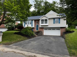 123 Pine Creek Dr, Venetia, PA